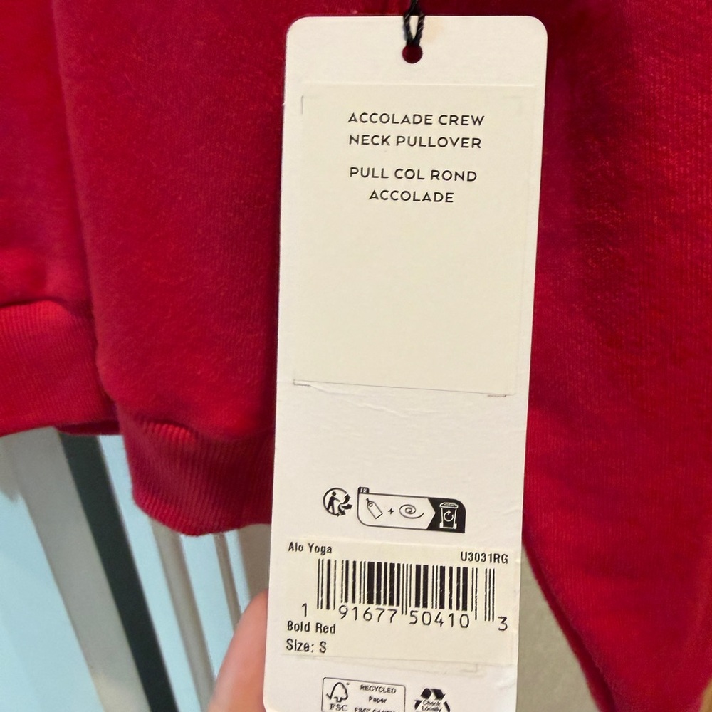 ALO Yoga accolade bold Red Sweater - Picture 2 of 2
